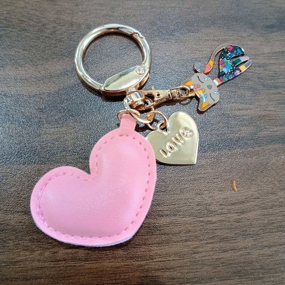 Pink Heart Key Holder with Cat And Gold Heart Accents
